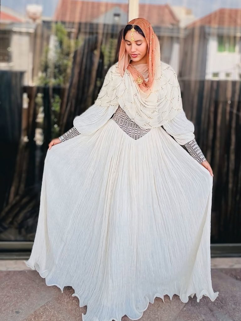 _l_i_l_princess_photo_1763097936127